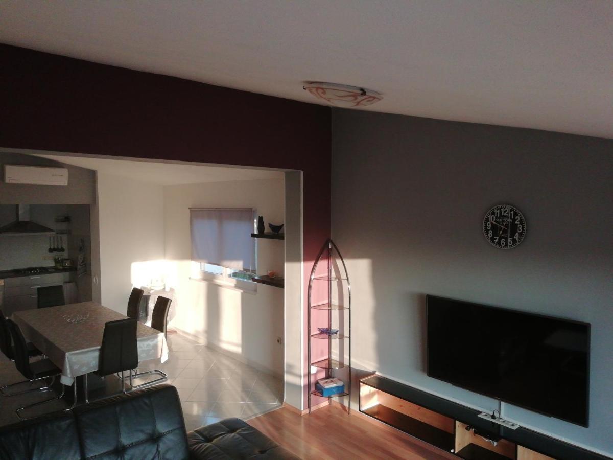 Apartment Viktoria Primošten Dış mekan fotoğraf