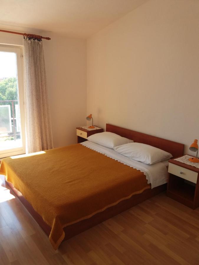 Apartment Viktoria Primošten Dış mekan fotoğraf